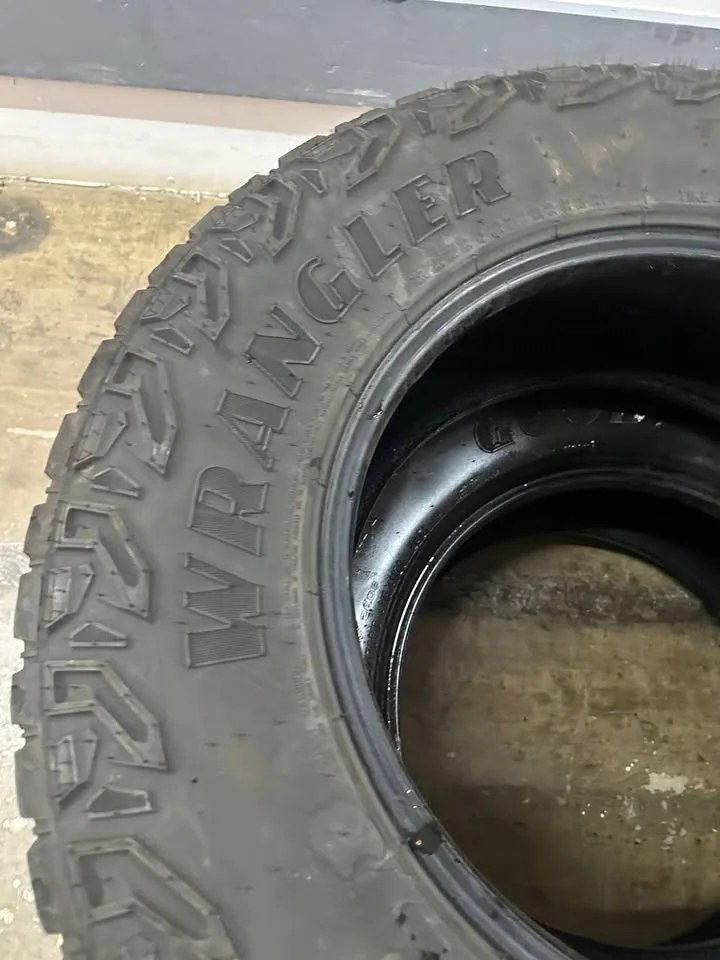LT275/70R18 Goodyear Wrangler Tires - Pair image indicator(4)