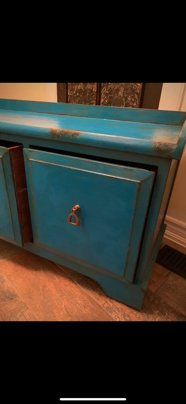 Bench w/ Drawers image indicator(4)