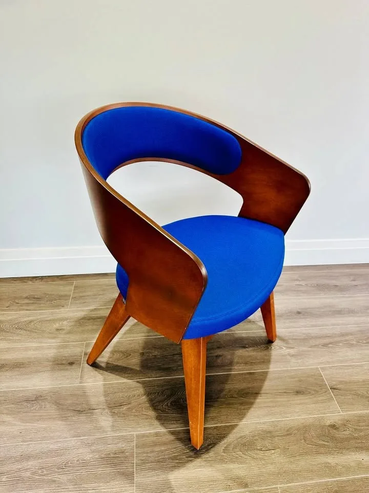 Quality Office Furniture Blowout Sale! image indicator(7)