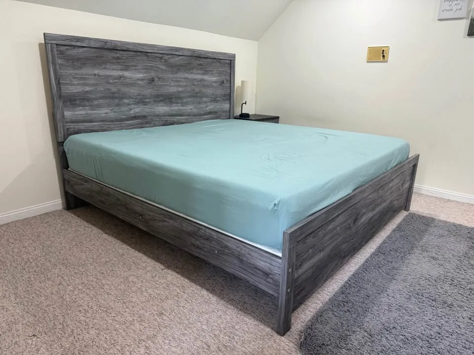 Only King Bed For Sale image indicator(2)