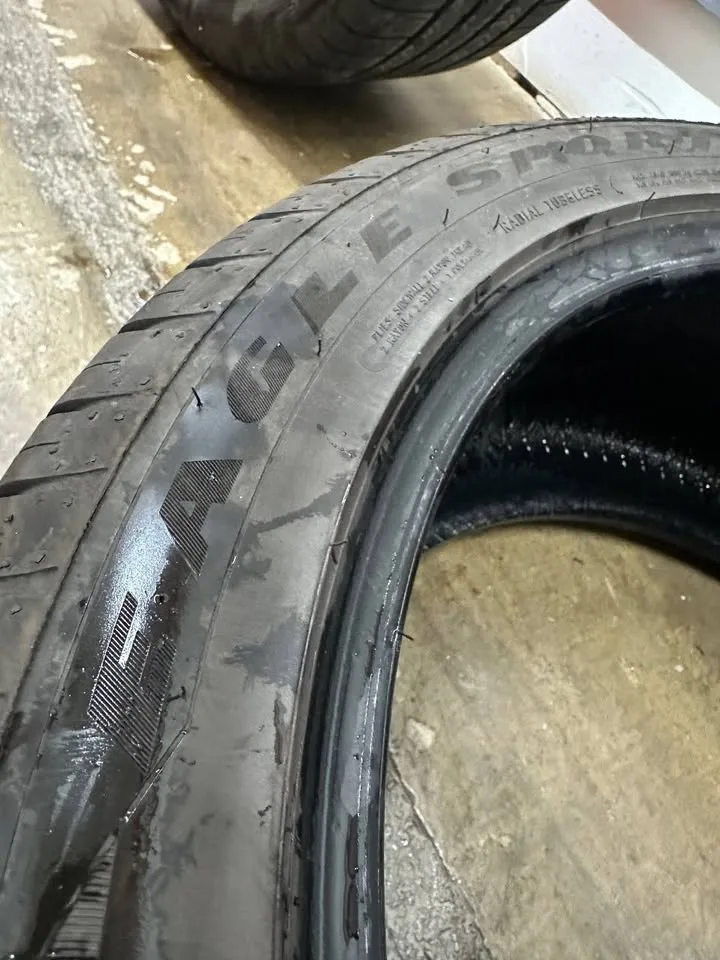 285/40R20 108V Goodyear eagle sport run flat image indicator(3)