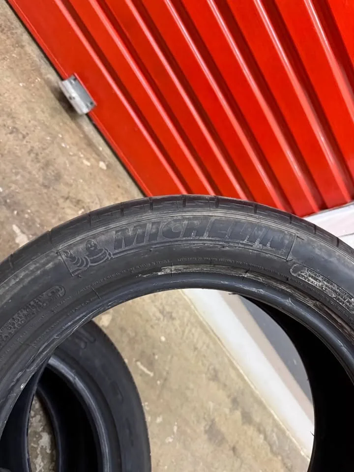 Tires 205/55R17 Michelin image indicator(3)