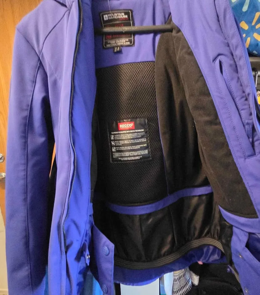 Ladies Mountain Warehouse ski jacket image indicator(6)