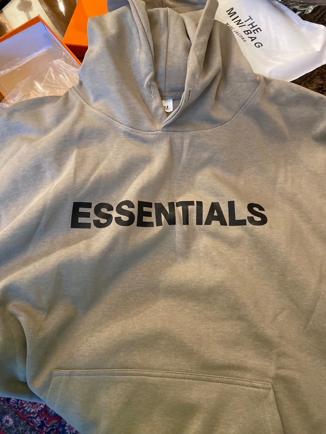 essentials hoodies and t shirt - photo 3