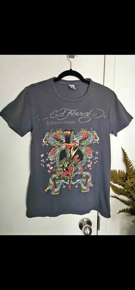 Size M Y2K Ed Hardy Vintage Faded Black Graphic T-Shirt