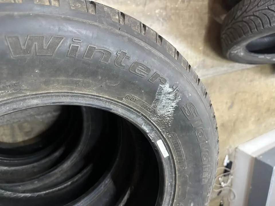 Tires 215/70R16 BFGoodrich image indicator(4)