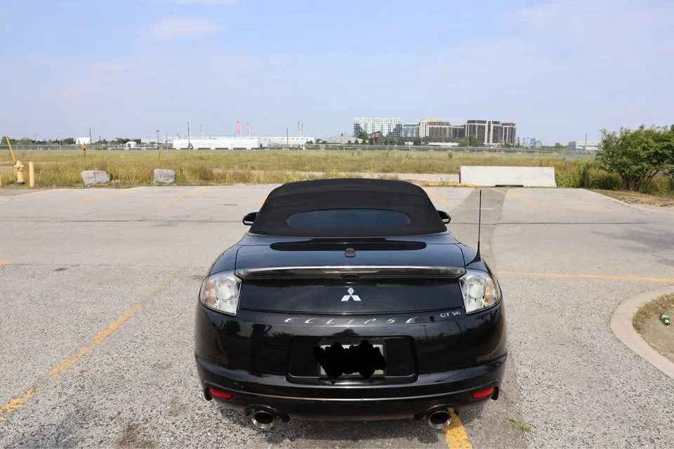 2011 Mitsubishi Eclipse GT Spyder Convertible image indicator(5)