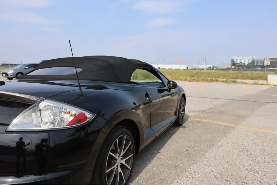 2011 Mitsubishi Eclipse GT Spyder Convertible image indicator(7)