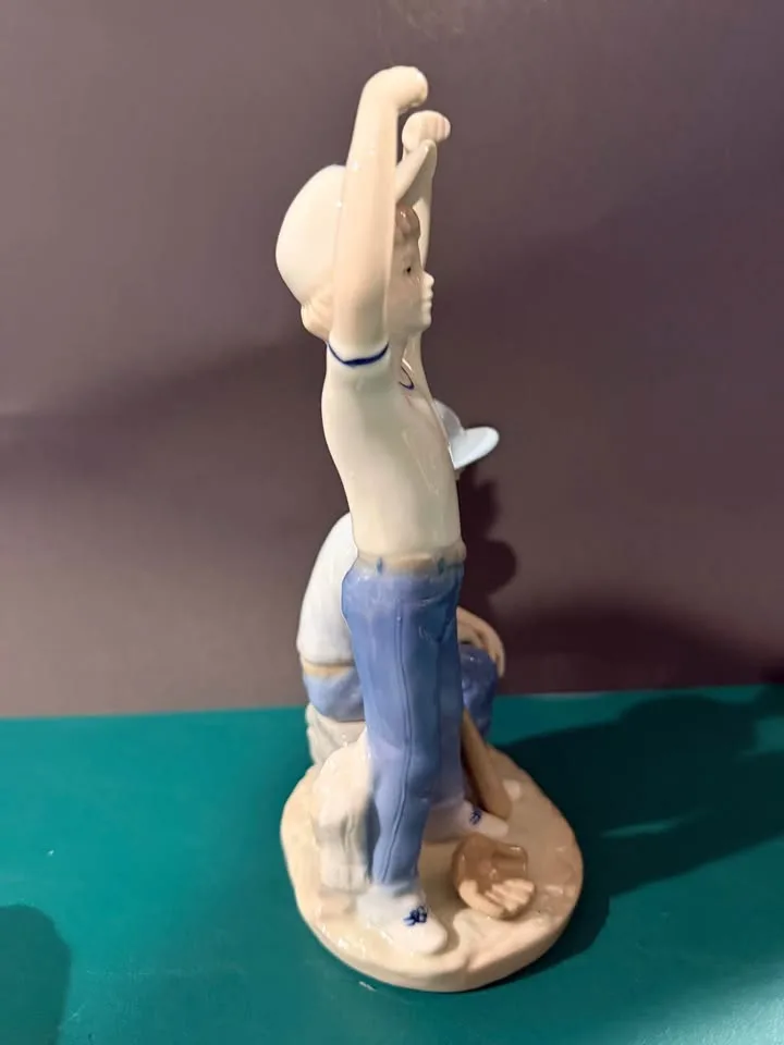 Vintage Paul Sebastian "Home Run" Figurine 1989 image indicator(5)