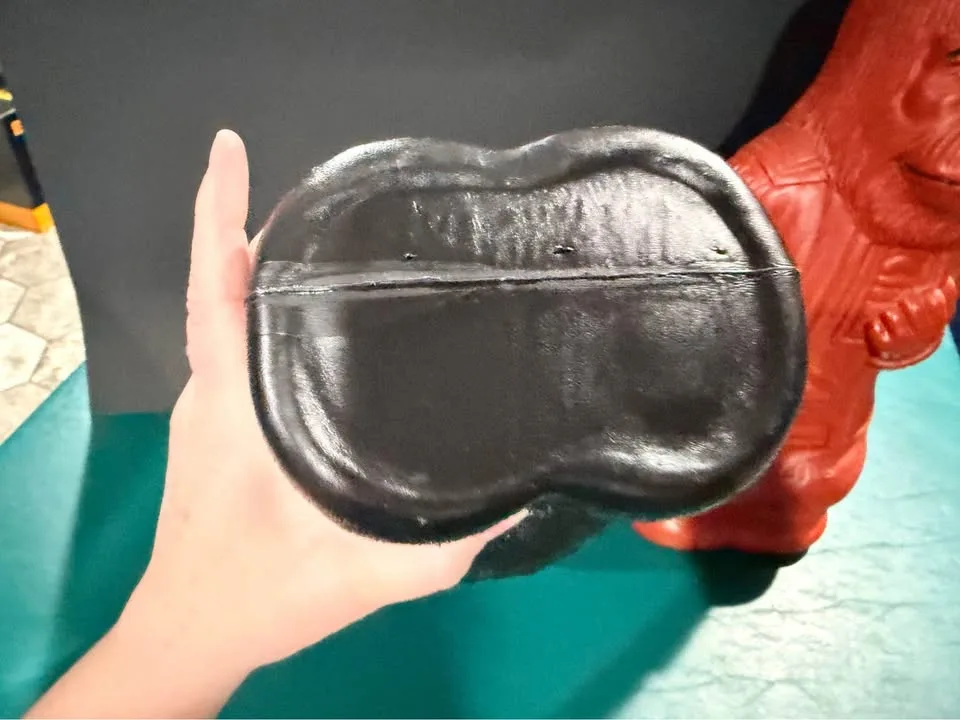 King Kong & Planet of the Apes Blowmold Banks - Lot of 2 image indicator(8)