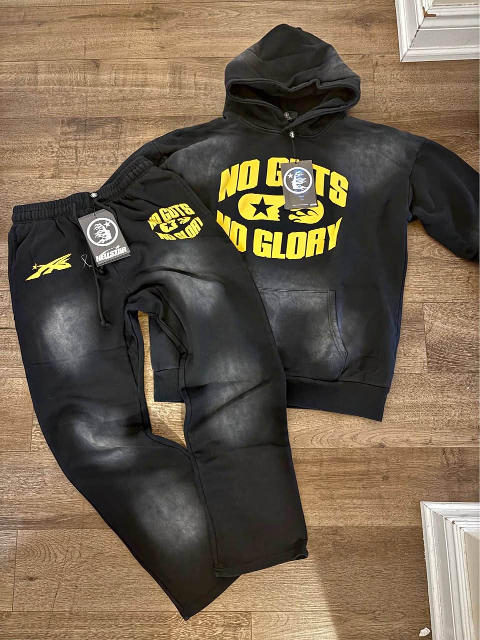 Hellstar Tracksuit ‘no guts no glory’ Size Mens Medium