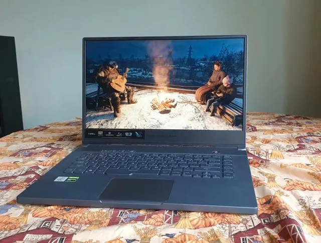 Asus ROG Zephyrus M15 Gaming Laptop (Core i7, GTX 1070) thumbnail