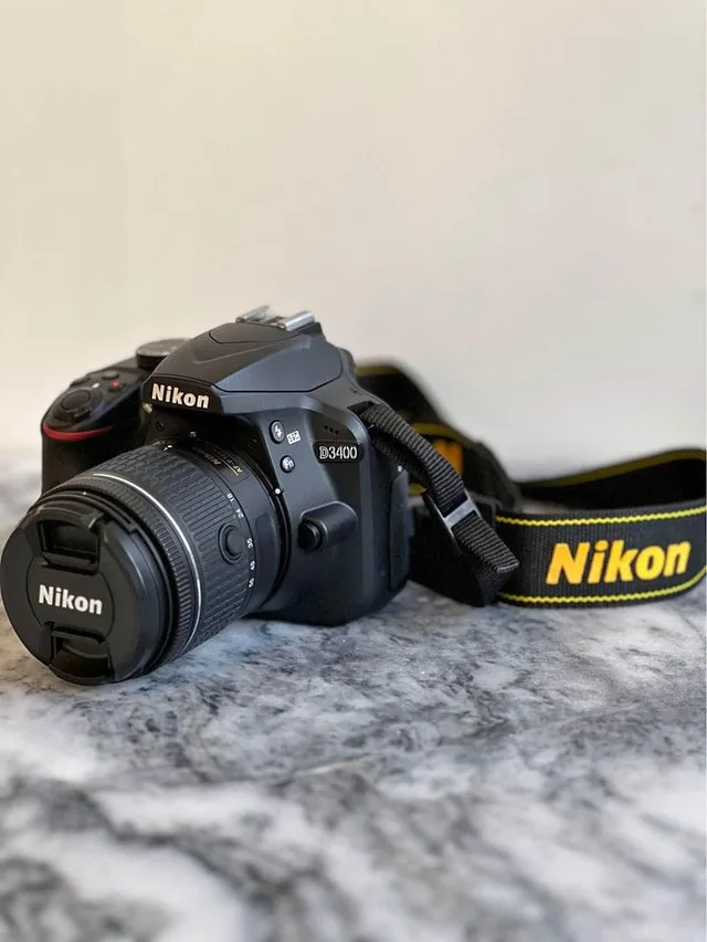 Nikon D3400 DSLR camera bundle (with 18-55mm kit lens) thumbnail
