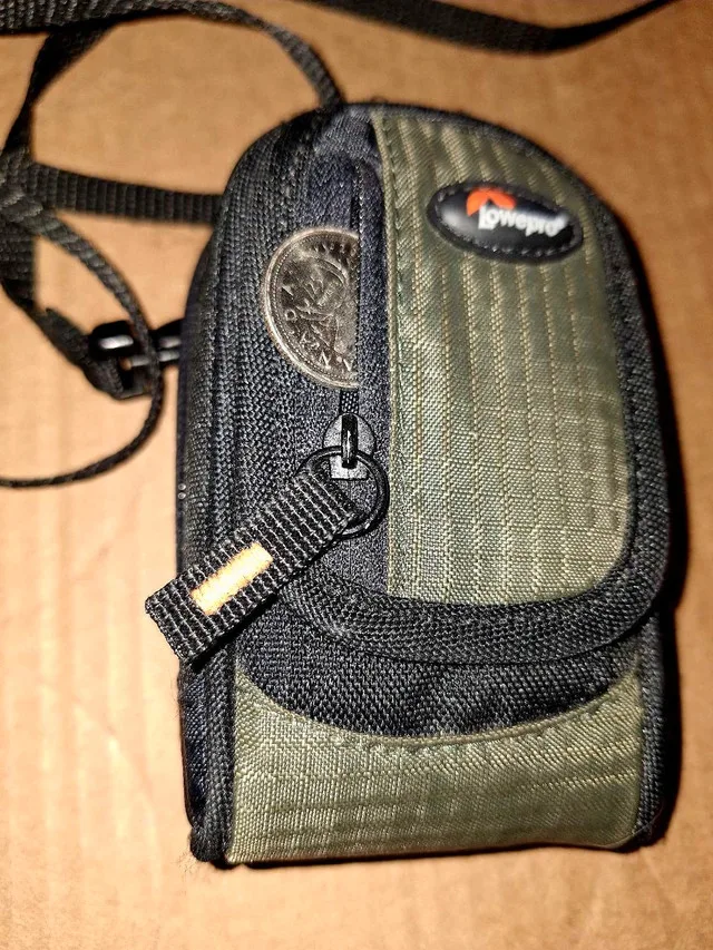 New- Lowepro digital or film camera bag, with shoulder strap image indicator(2)