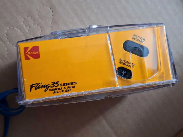 Underwater Kodak Weekender disposable camera image indicator(2)