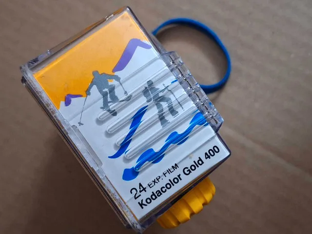 Underwater Kodak Weekender disposable camera image indicator(3)