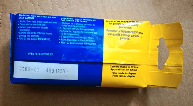 Japanese 35mm film. Disposable Flash camera. image indicator(3)