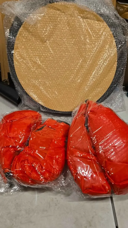 Music Boxing Machine with Two Boxing Gloves image indicator(7)