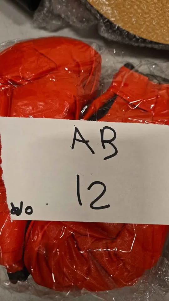 Music Boxing Machine with Two Boxing Gloves image indicator(8)