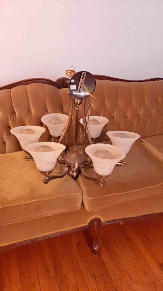 Chandelier light fixtures brass tone with 6 lights