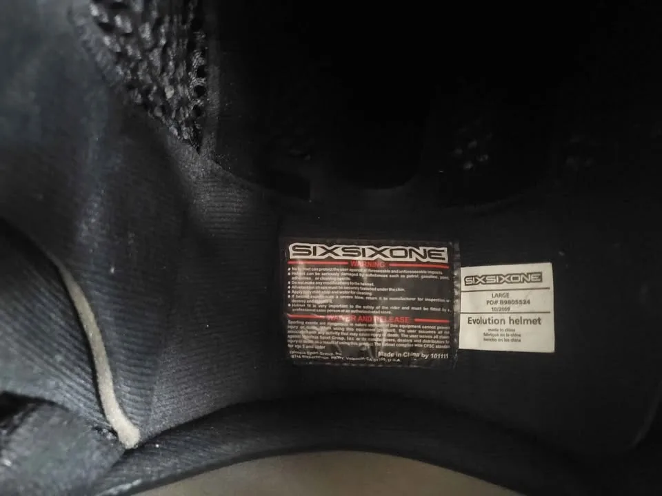 Mountain bike helmet large image indicator(6)