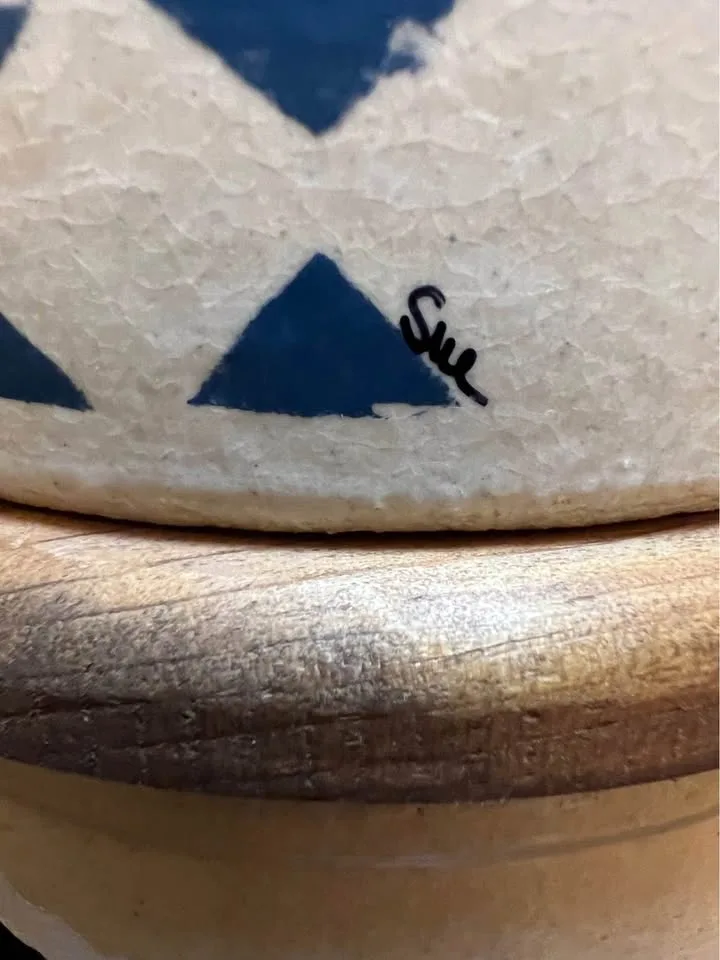 Set of 2 Robinson Ransbottom Low Jar 1 pint w/ Wood Lid image indicator(7)