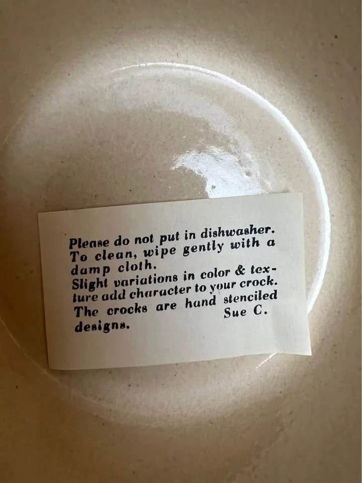 Set of 2 Robinson Ransbottom Low Jar 1 pint w/ Wood Lid image indicator(10)