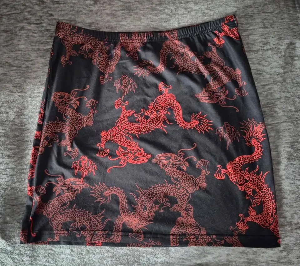 Cropped Top & Skirt Set image indicator(7)