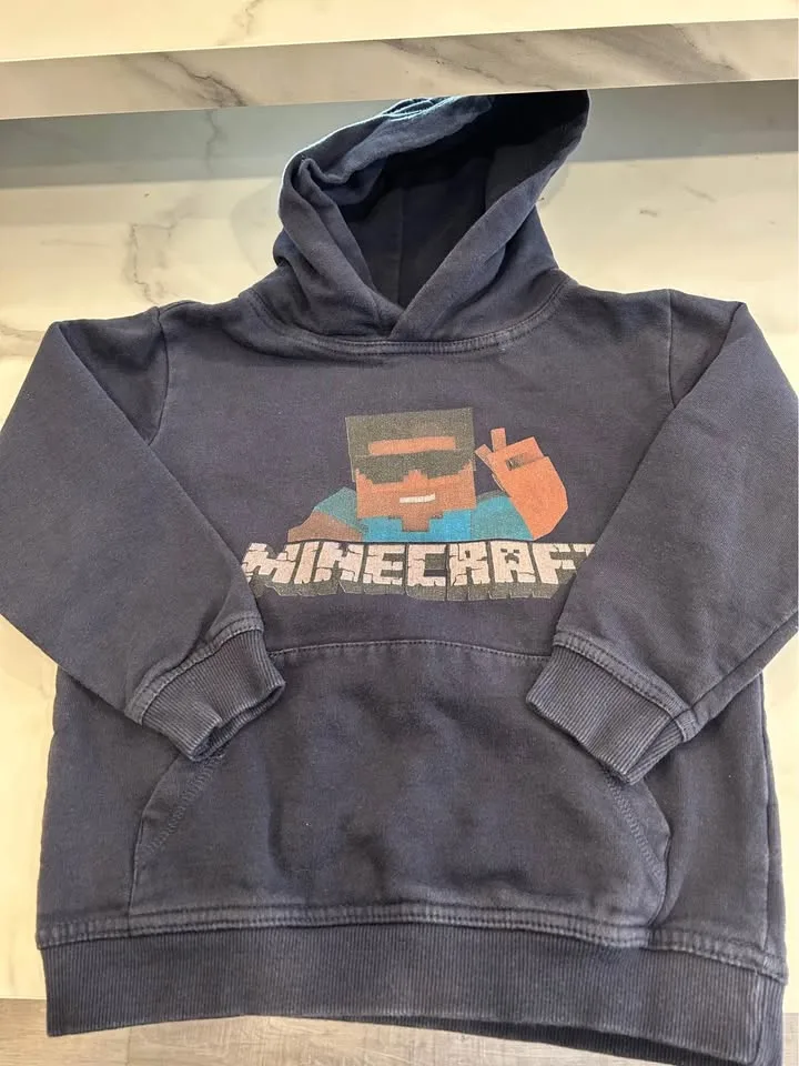 4/5T boys hoodies image indicator(3)