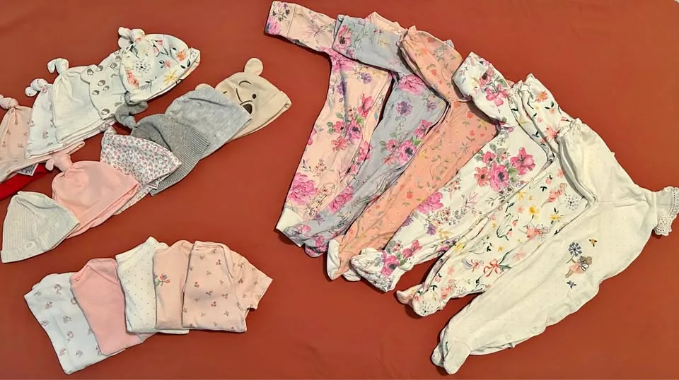 Baby clothing bundle (0-3 months)