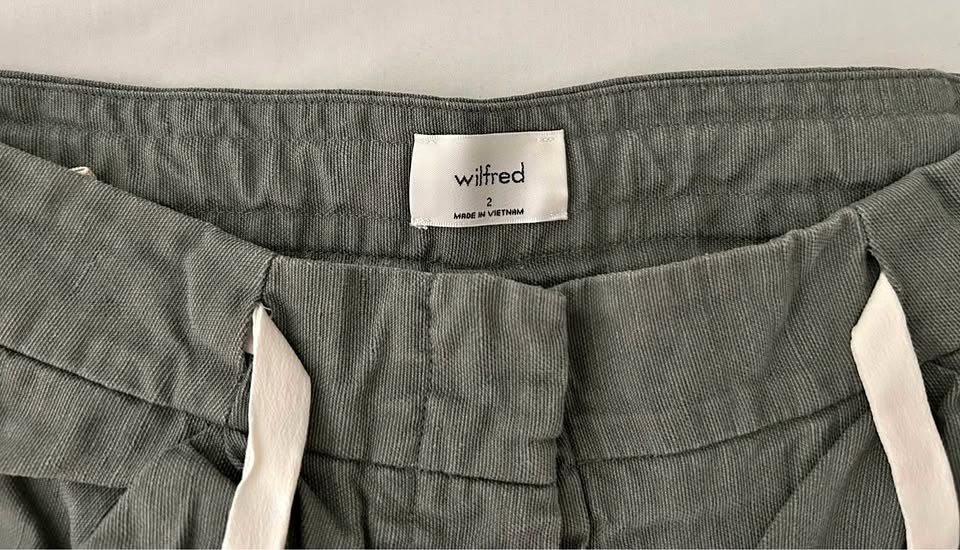 Aritzia Wilfred Pants size 2