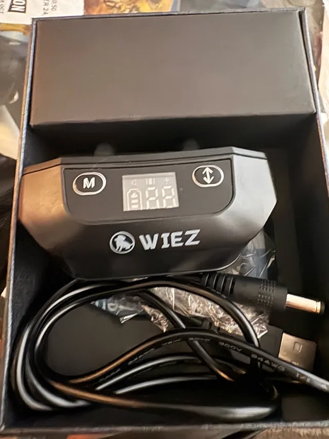 WIEZ Dog Fence Wireless GPS Electronic Fence - BNIB image indicator(2)