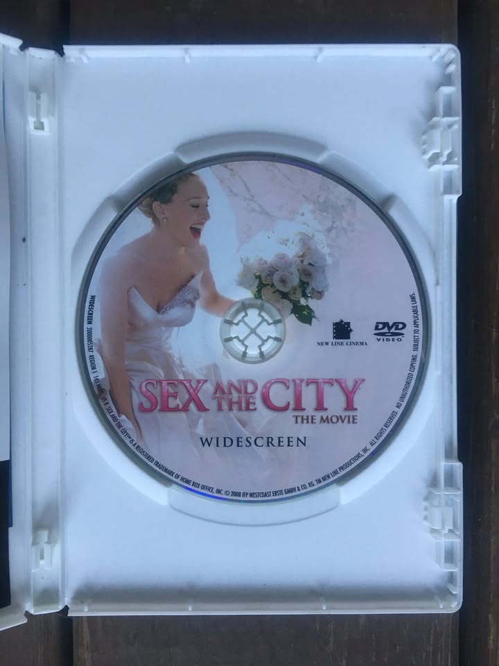 Sex And The City The Movie DVD With Special Features - Like New - photo 4