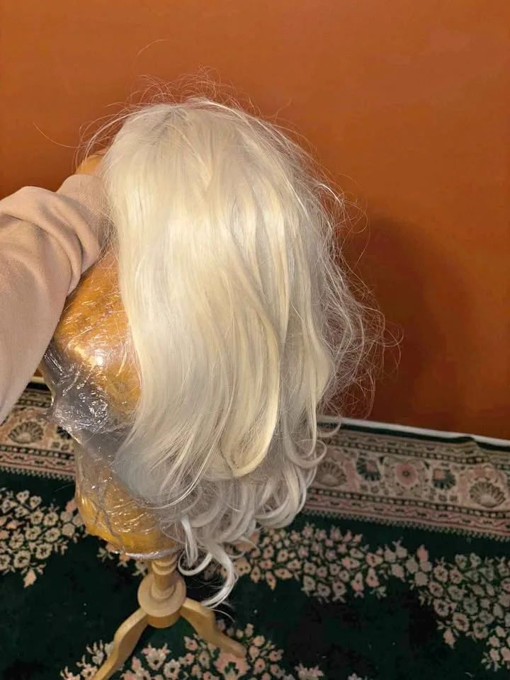 🎃 Brand New Blonde Wig – Perfect for Halloween! thumbnail