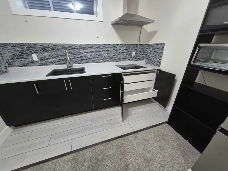 2 Beds 1 Bath - Apartment image indicator(10)