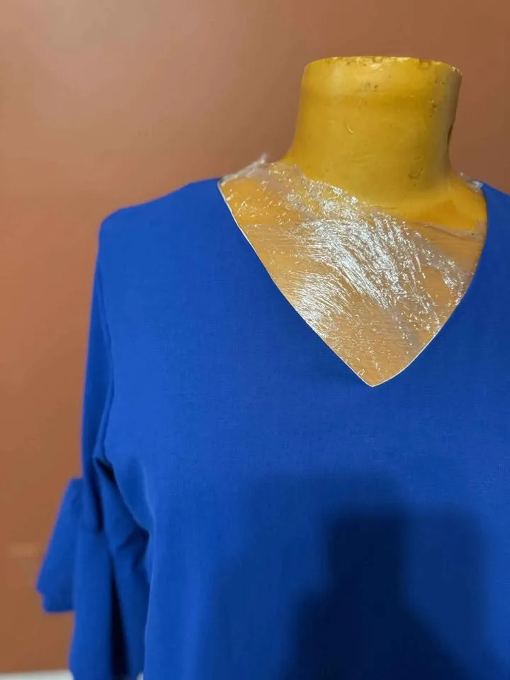 🎃 Brand New Size L – Royal Blue Ruffle Sleeve Dress 💙✨ image indicator(2)