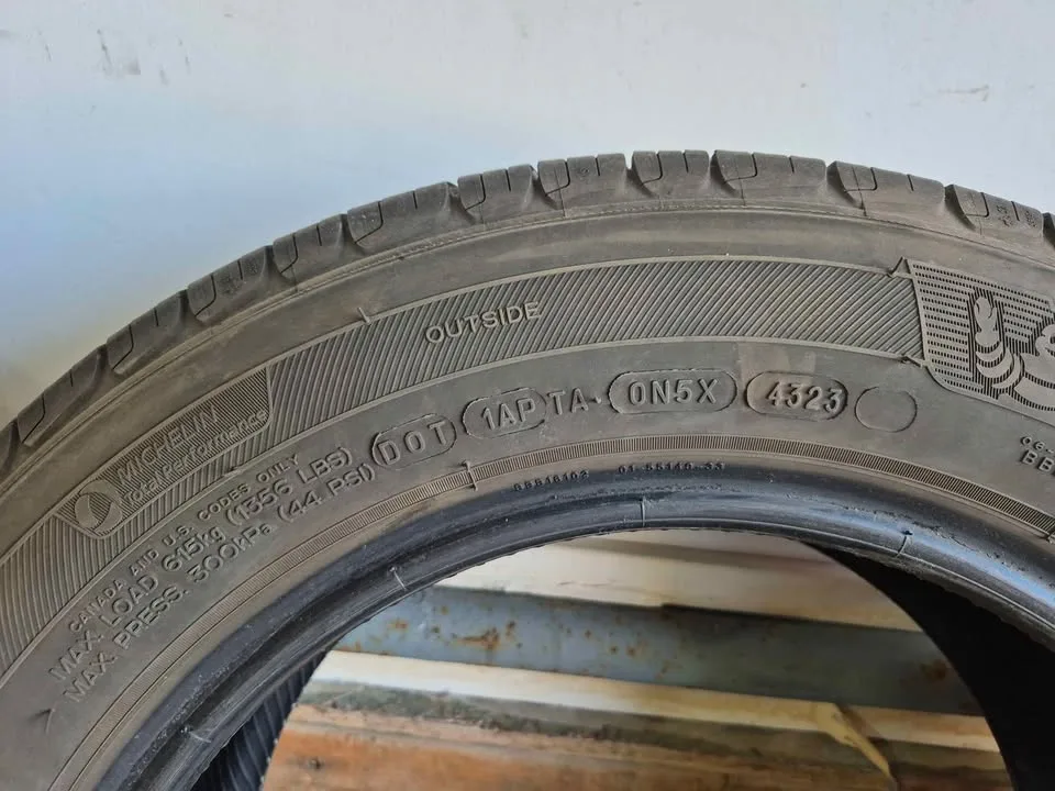 195 65 15, 195x65x15,Michelin x tour A/s for corolla prius image indicator(2)