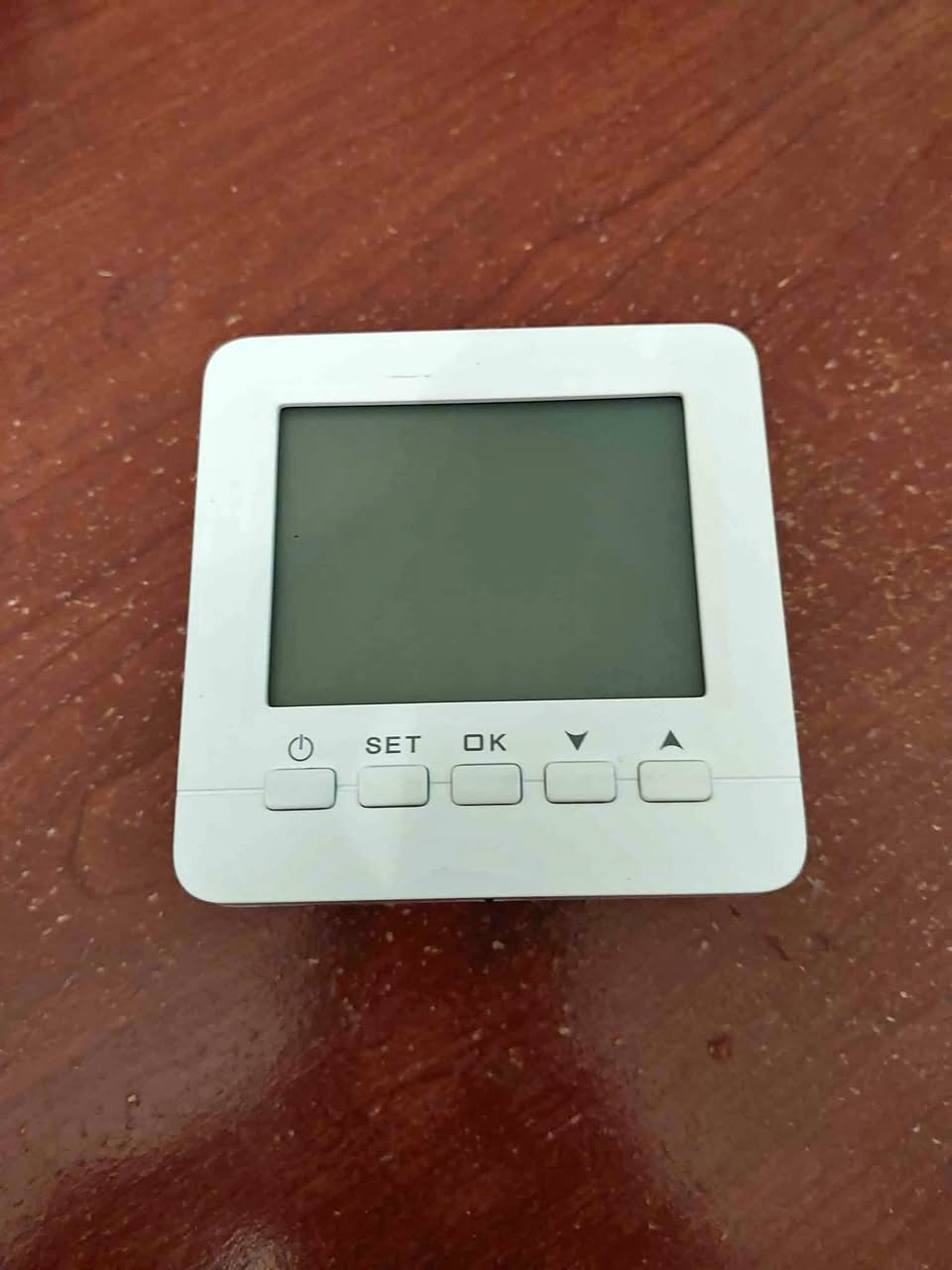 Digital Programmable Thermostat – New