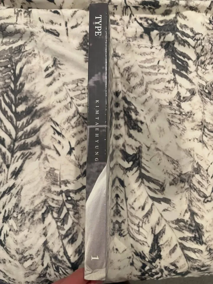 V (kim tae hyung) bts type 1 photobook image indicator(2)