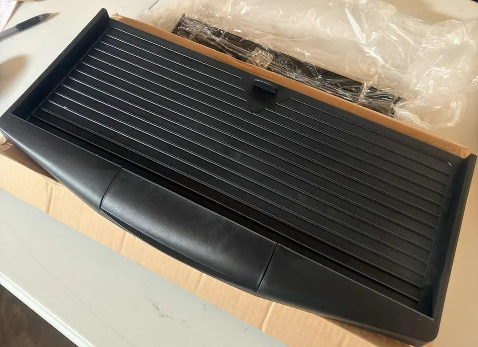 Under desk keyboard tray image indicator(6)