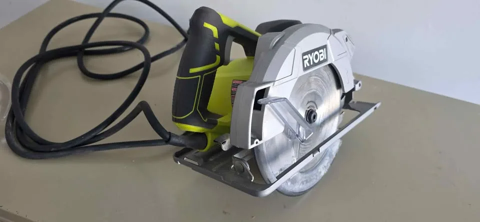 Ryobi 14-Amp 7-1/4-inch Corded Circular Saw with Laser image indicator(4)