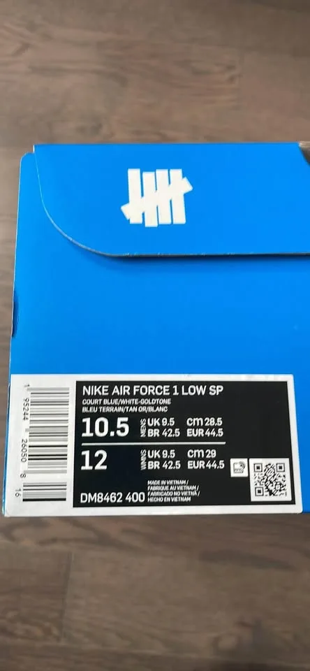 Nike Air Force 1 Undefeated image indicator(2)