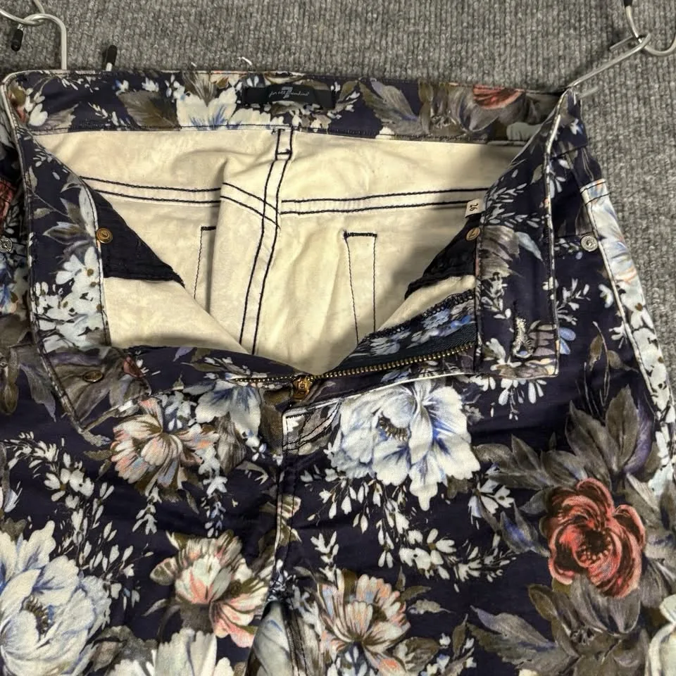 7 For All Mankind Skinny Jeans Women’s 26 Navy Floral image indicator(6)