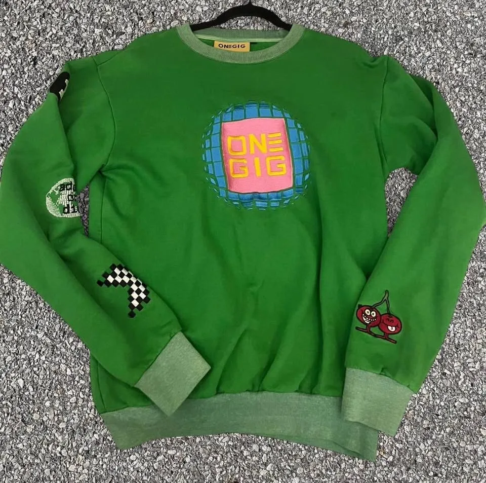 BOSTON ONE GIG Sweater image indicator(2)