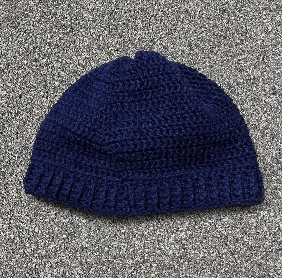 HANDMADE Navy blue crochet beanie winter hat image indicator(2)