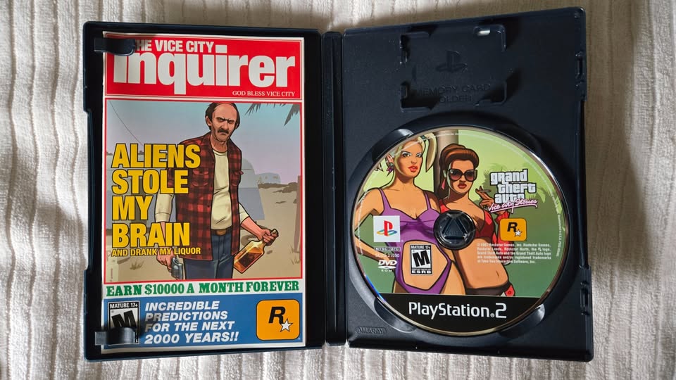 Grand Theft Auto: Vice City Stories - PS2 - photo 3