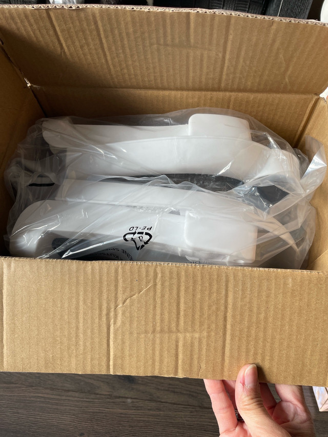 Brand new leBebey Collapsible Portable Baby Bathtub