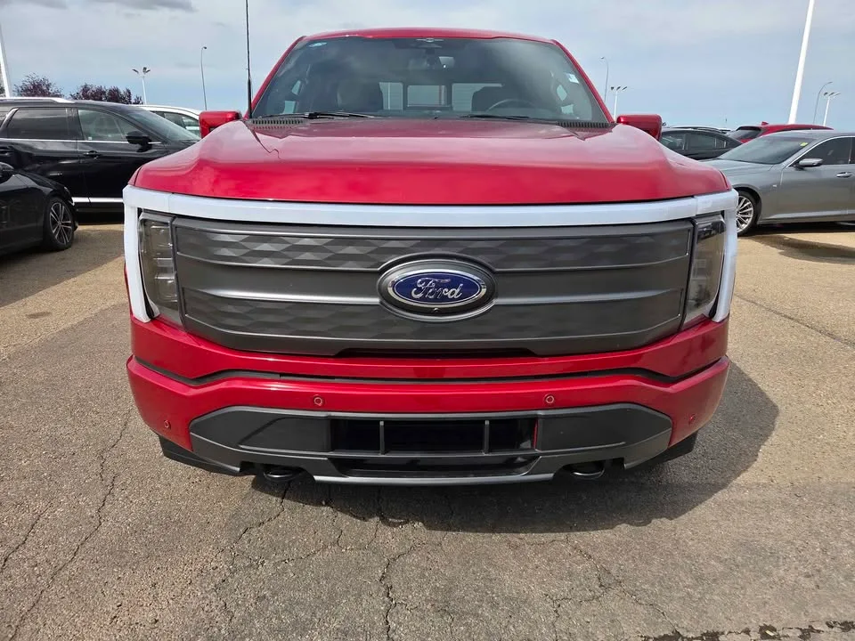 2023 Ford F150 Lightning image indicator(7)