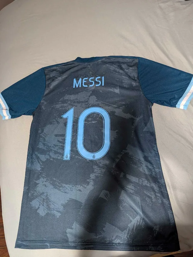 Lionel Messi Adidas Argentina Jersey- Medium image indicator(2)