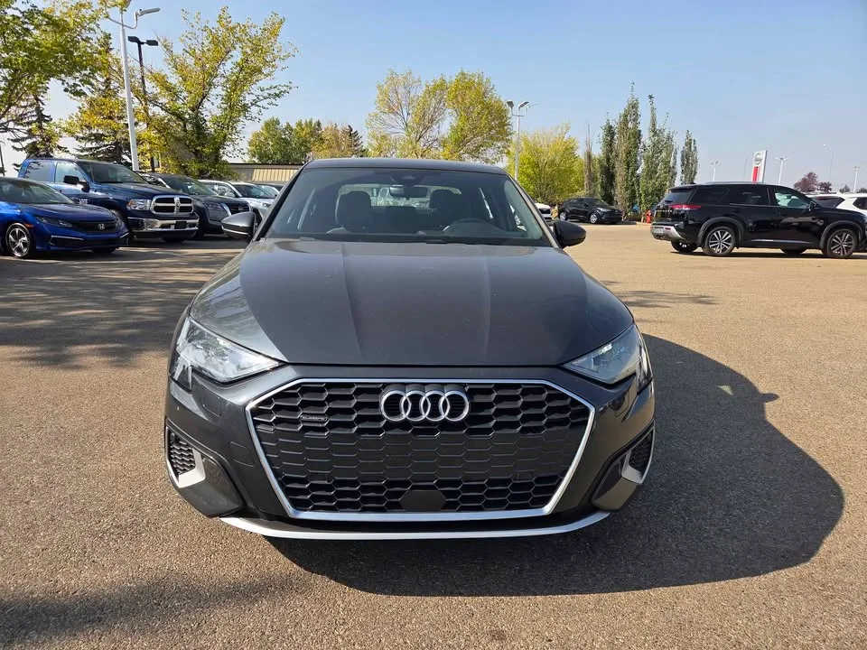 2022 Audi A3 image indicator(7)